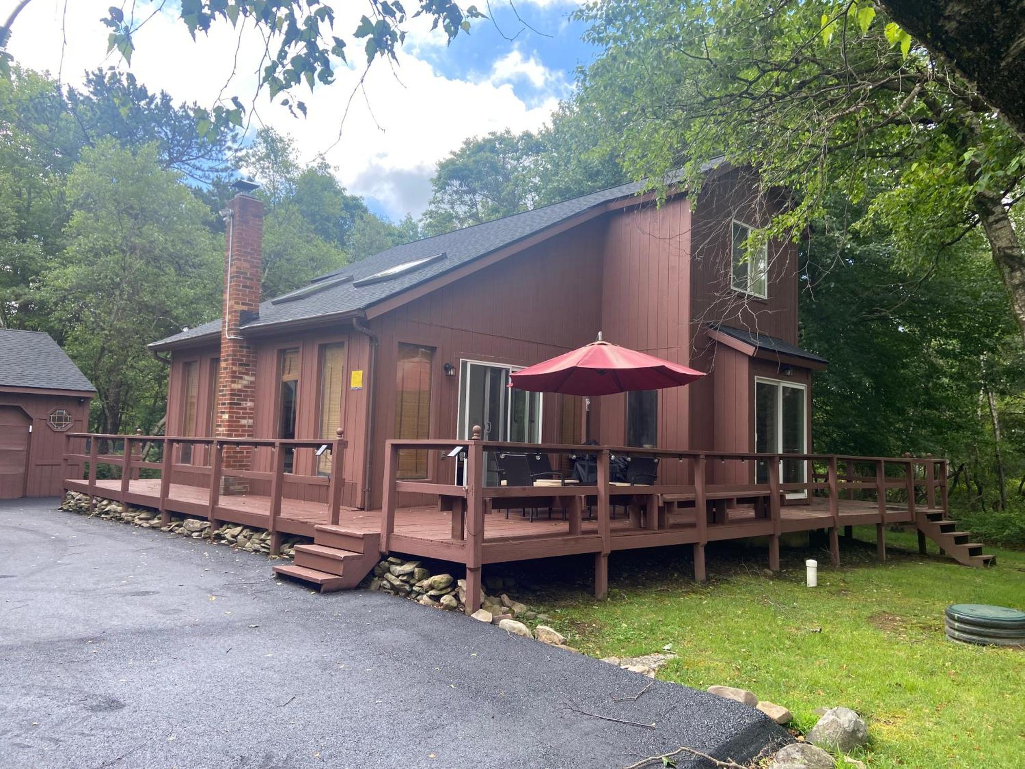 Ash Cottage In Poconos Near Camelback & Kalahari Long Pond Buitenkant foto